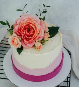 Торт с живыми цветами №504906