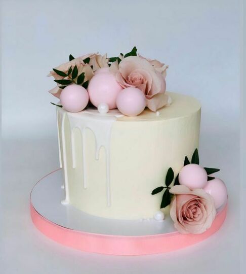 Торт с живыми цветами №504949