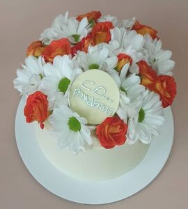 Торт женщине с цветами №125815
