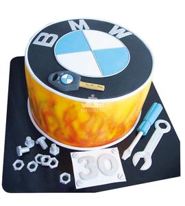 Торт с лого БМВ