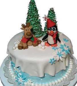 Торт с оленем и пингвином