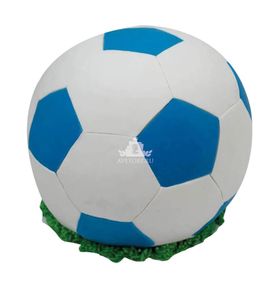 Торт в виде футбольного мяча